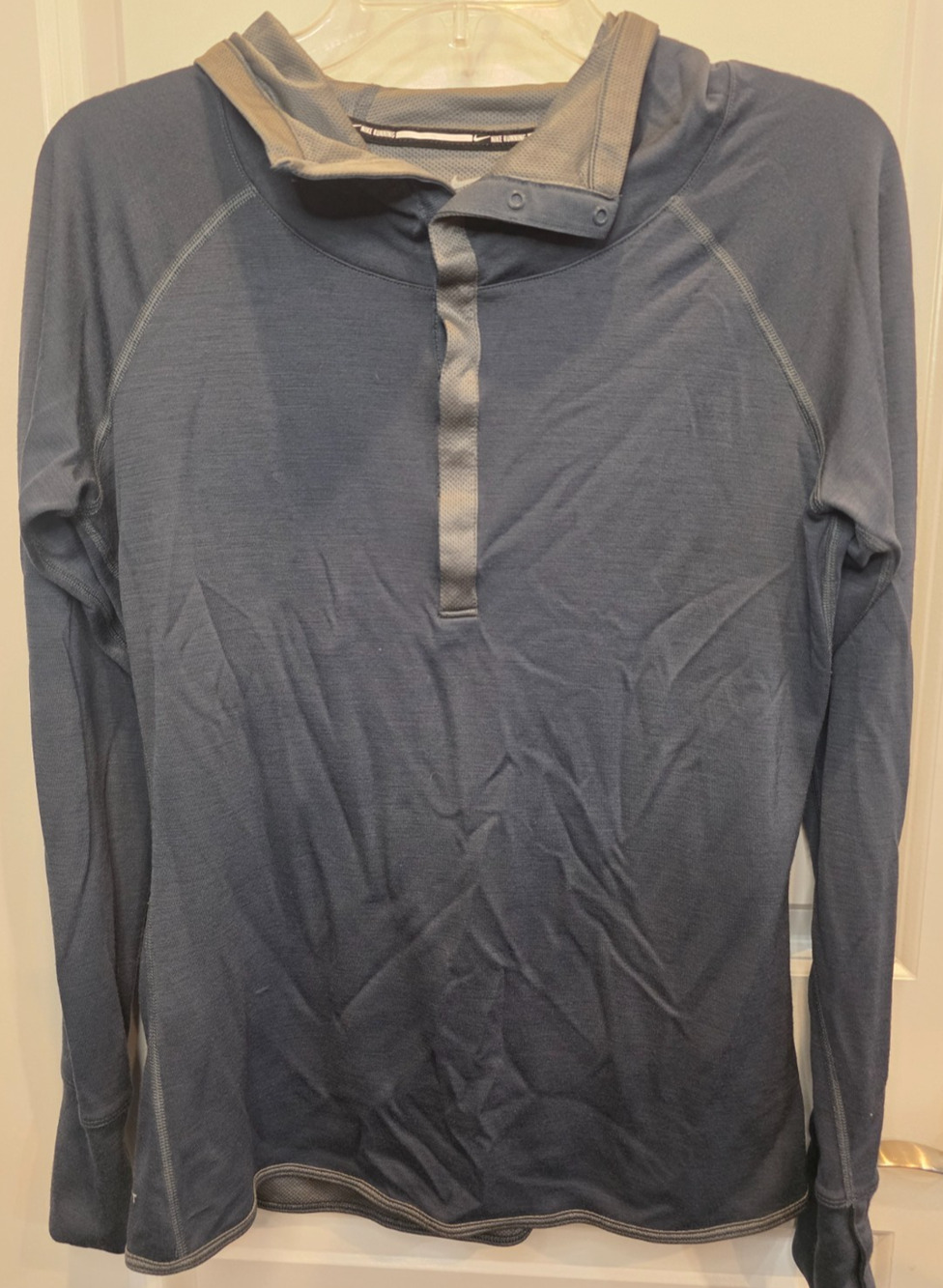 Nike Dri-Fit Running Hoodie Long Sleeve Men's M Gray Athletic Pullover Snap Neck
